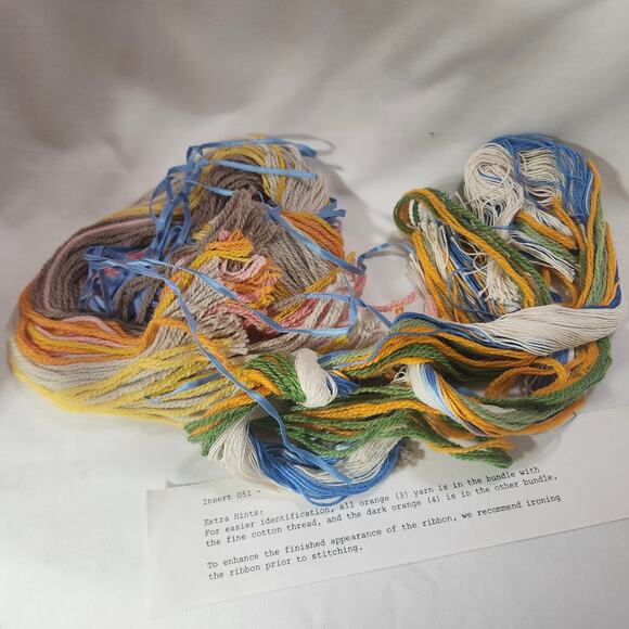 Blue Ribbon Wreath Crewel Kit Dimensions 16 x 16 Opened Complete 1270 B28 - Picture 10 of 10